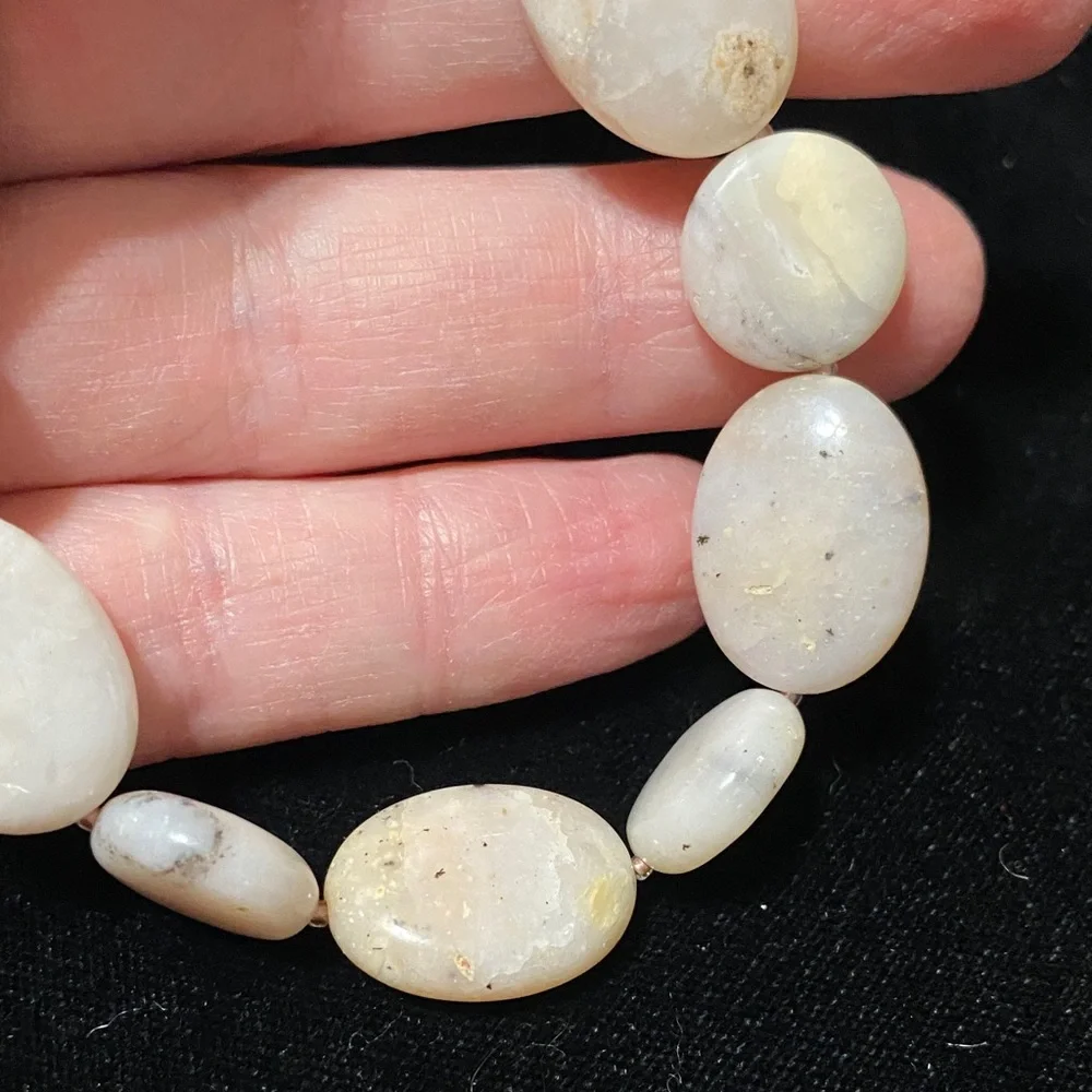 Elegant handcrafted Genuine natural Peruvian Pink opal Beaded 8” Bracelet